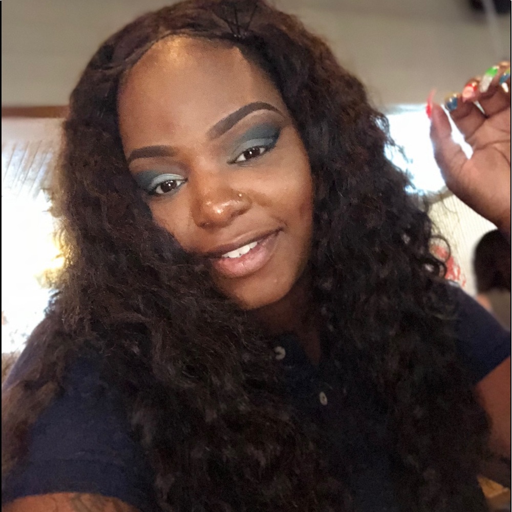 Meet your Posher, Wanequa